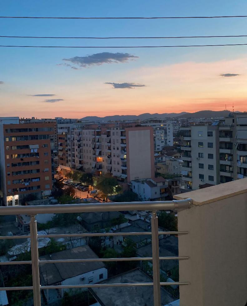 Mam * Tirana